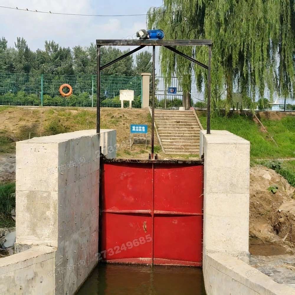 衡阳县河畔双门铸铁闸门