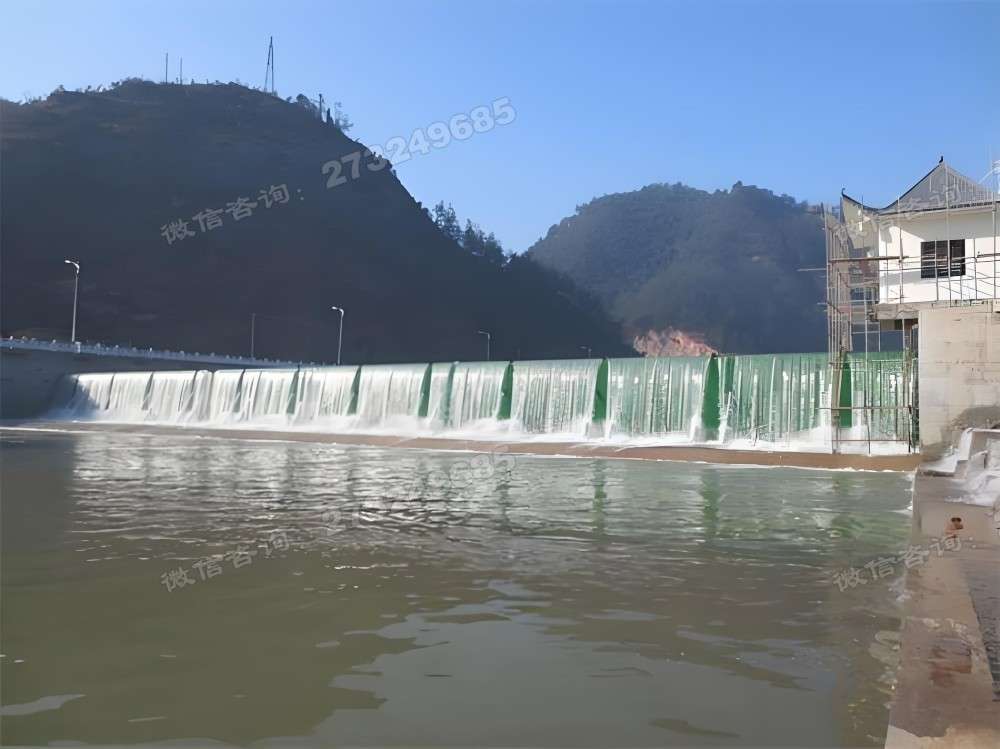 绿色液压钢坝